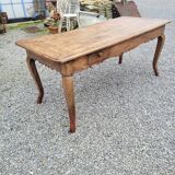 Table de ferme XVIIIème style Louis XV en merisier