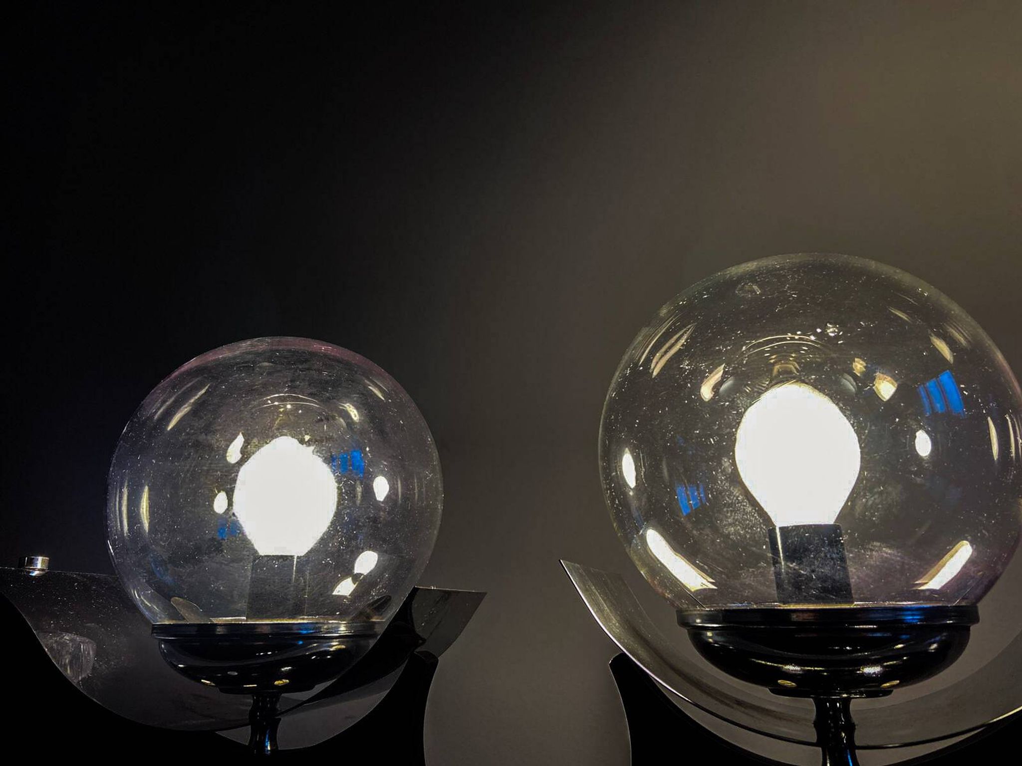 Pair of metal and blown glass wall lights, Italy 1970s, in excellent condition.
