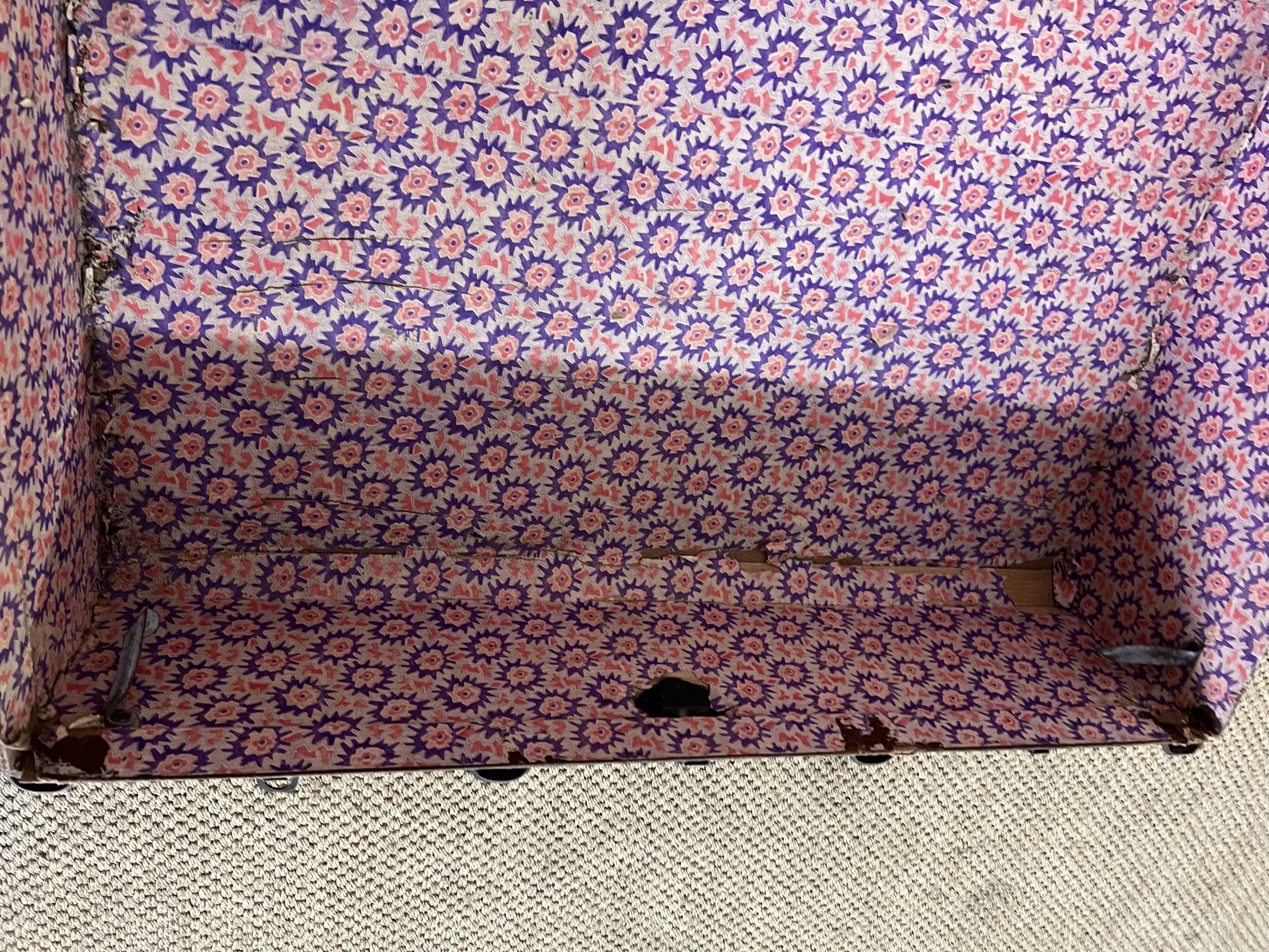 Vintage trunk in wood and leather, St Hubert Paris