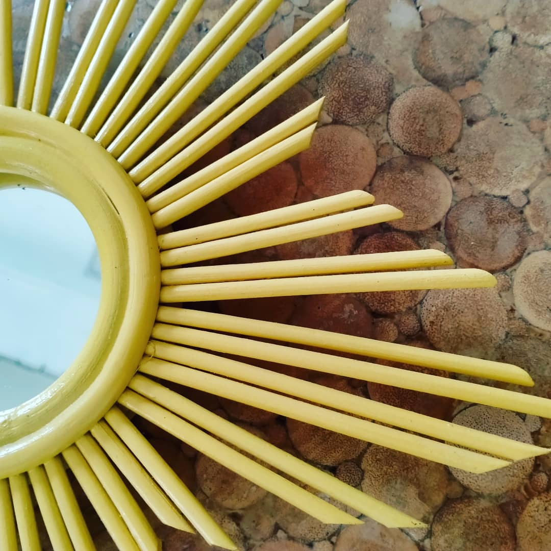 Vintage rattan mirror 33x40cm