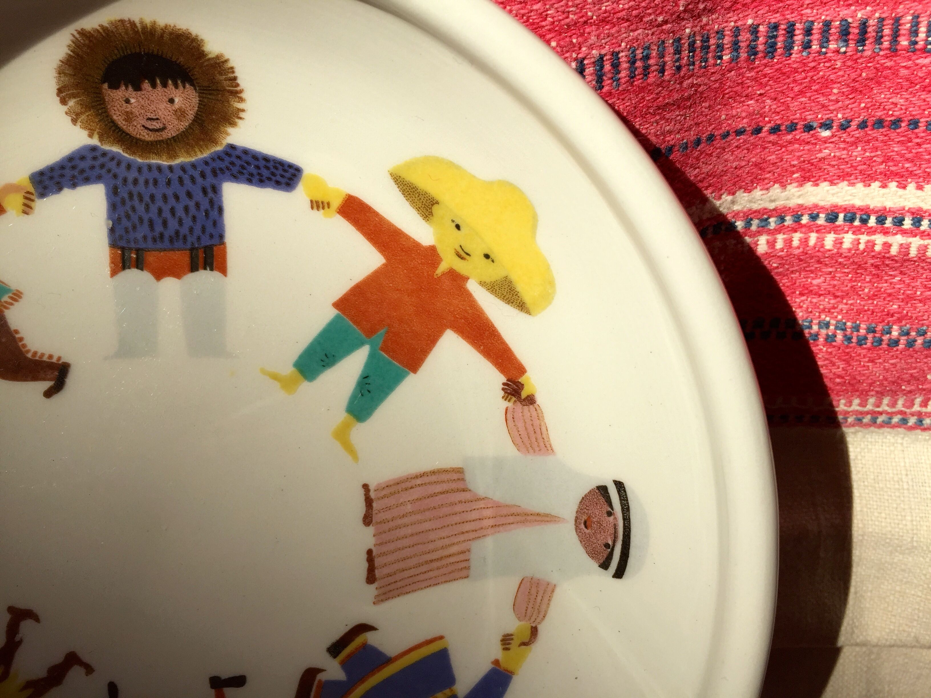 Children's dishes or birth gift Plate and bowl Utan gränser gustavsberg vintage design scan