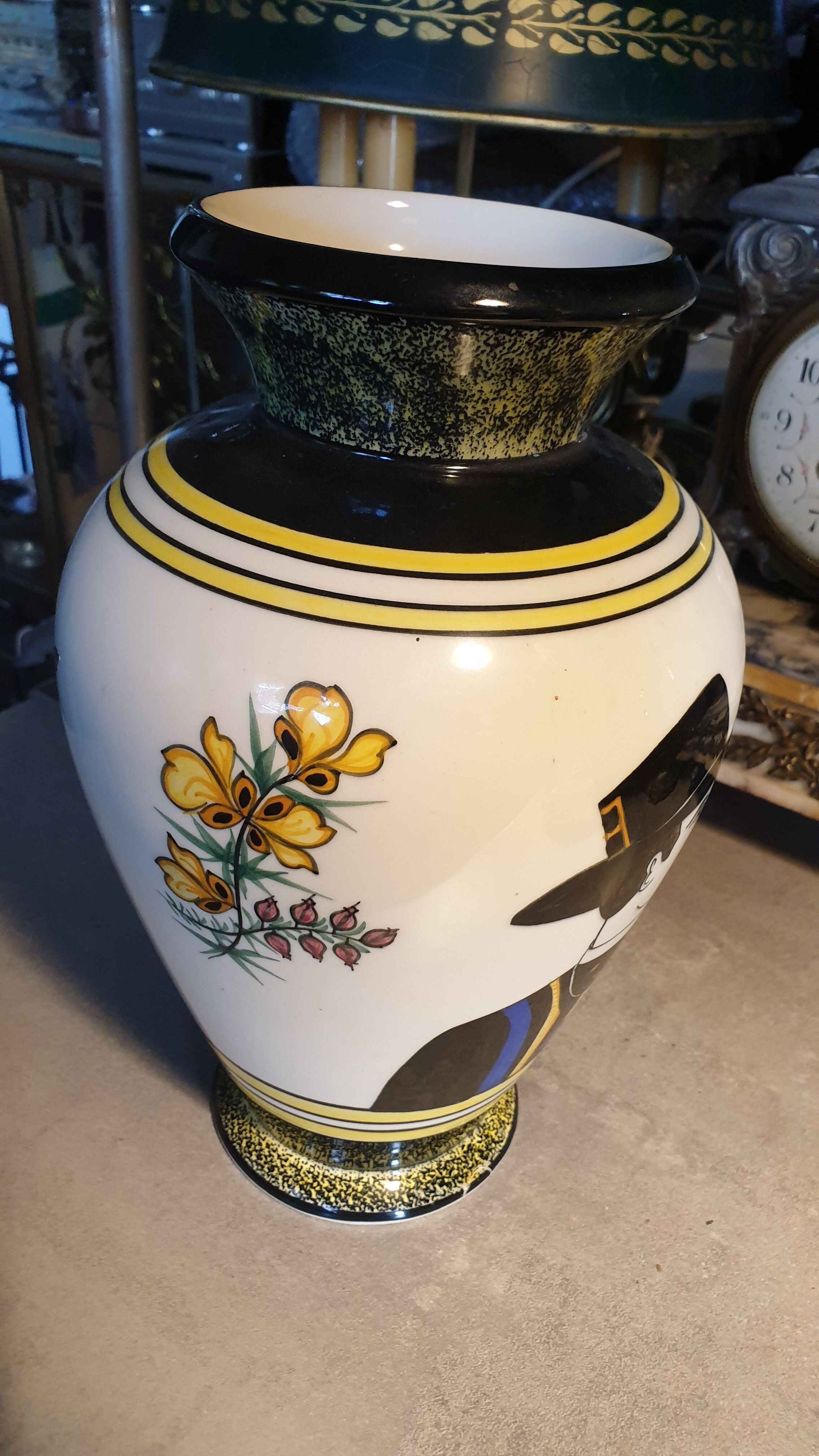 Wedding vase henriot Quimper