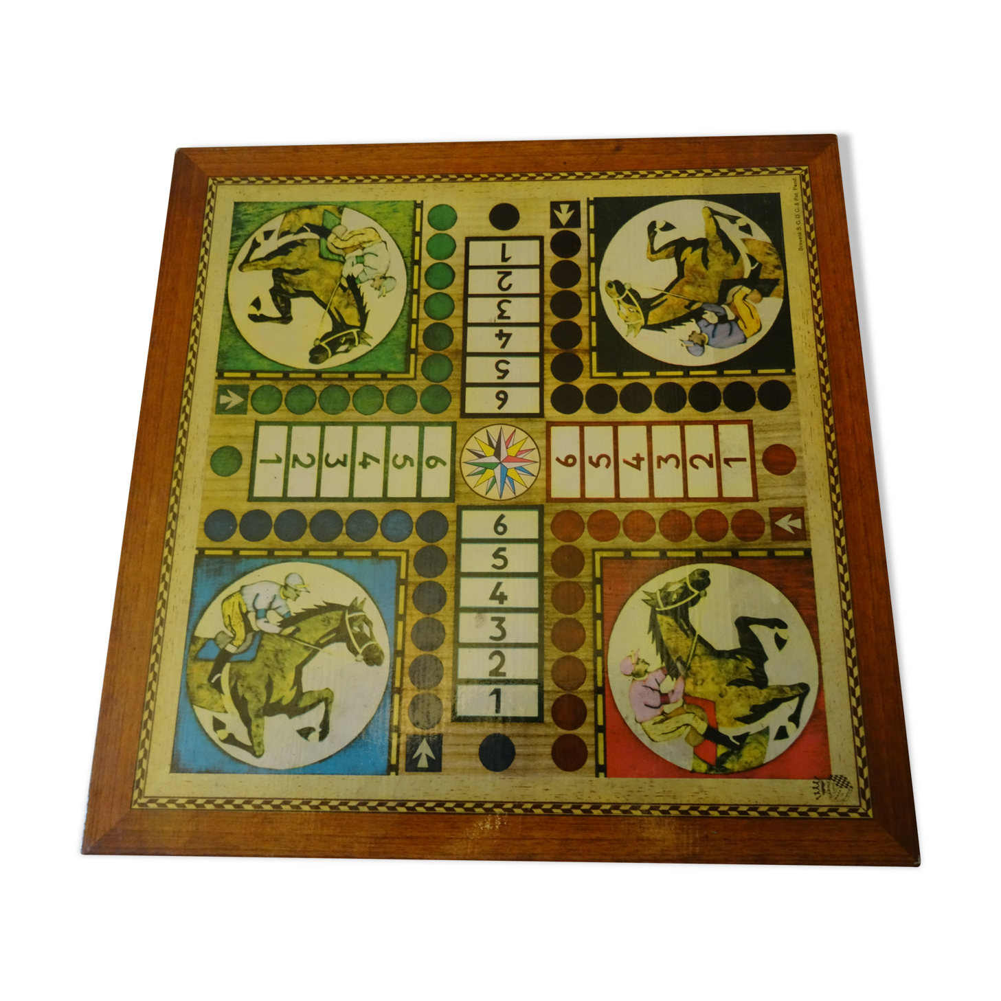 Box of 4 board games small horses, geese ...