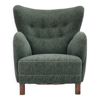 1960s, Danish armchair, original condition, furniture fabric, beech wood legs.