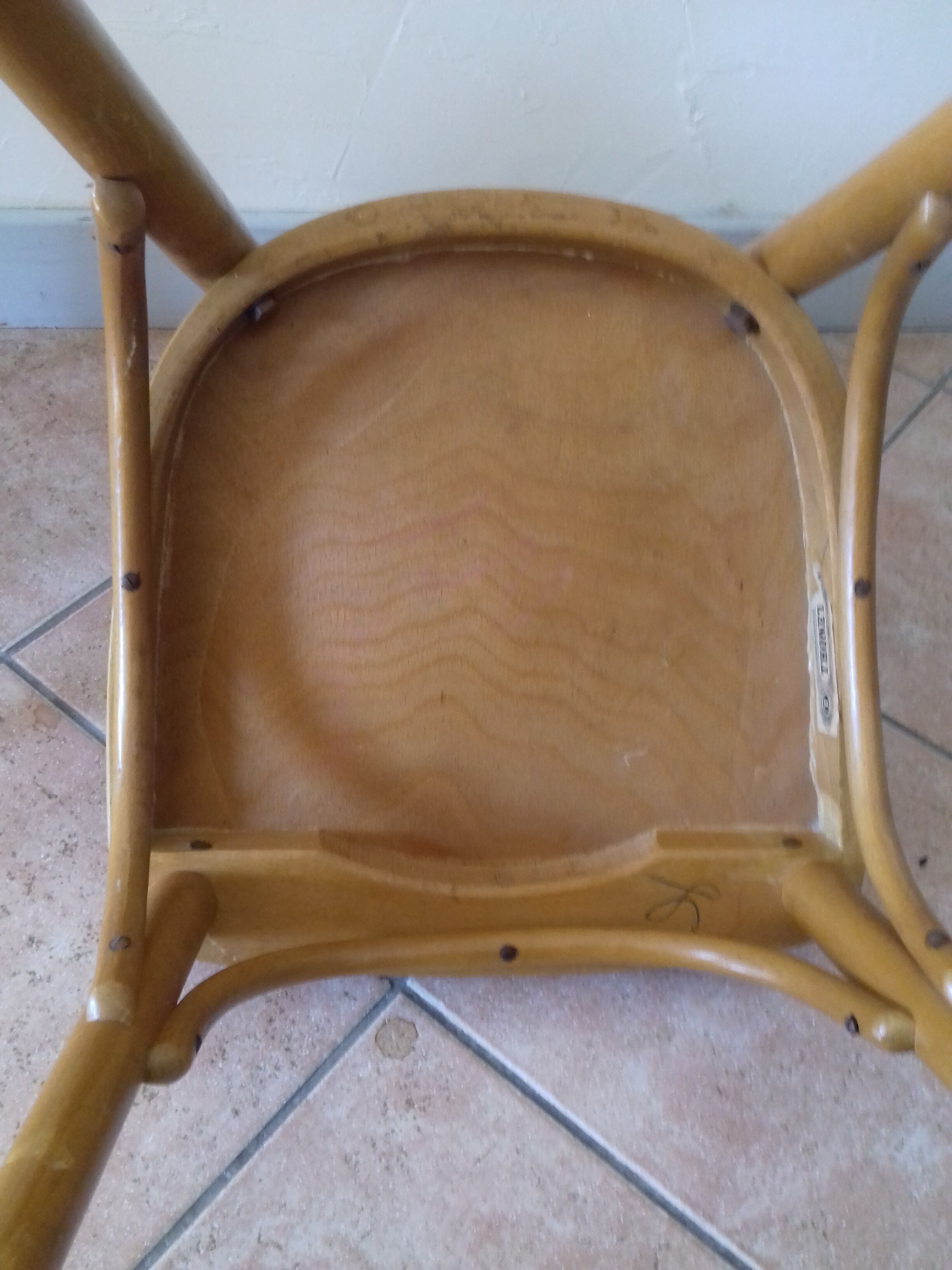 4 steaks bistrot Thonet