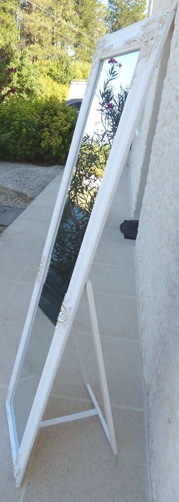 Wooden mirror on psyche foot tilting white gold with moldings