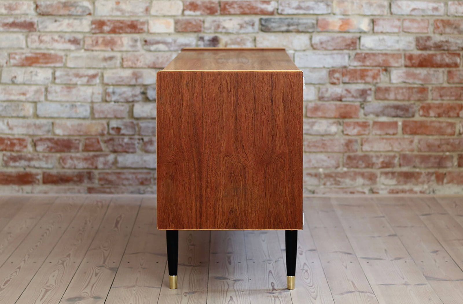 Enfilade de Nils Jonsson pour Hugo Troeds, 1960