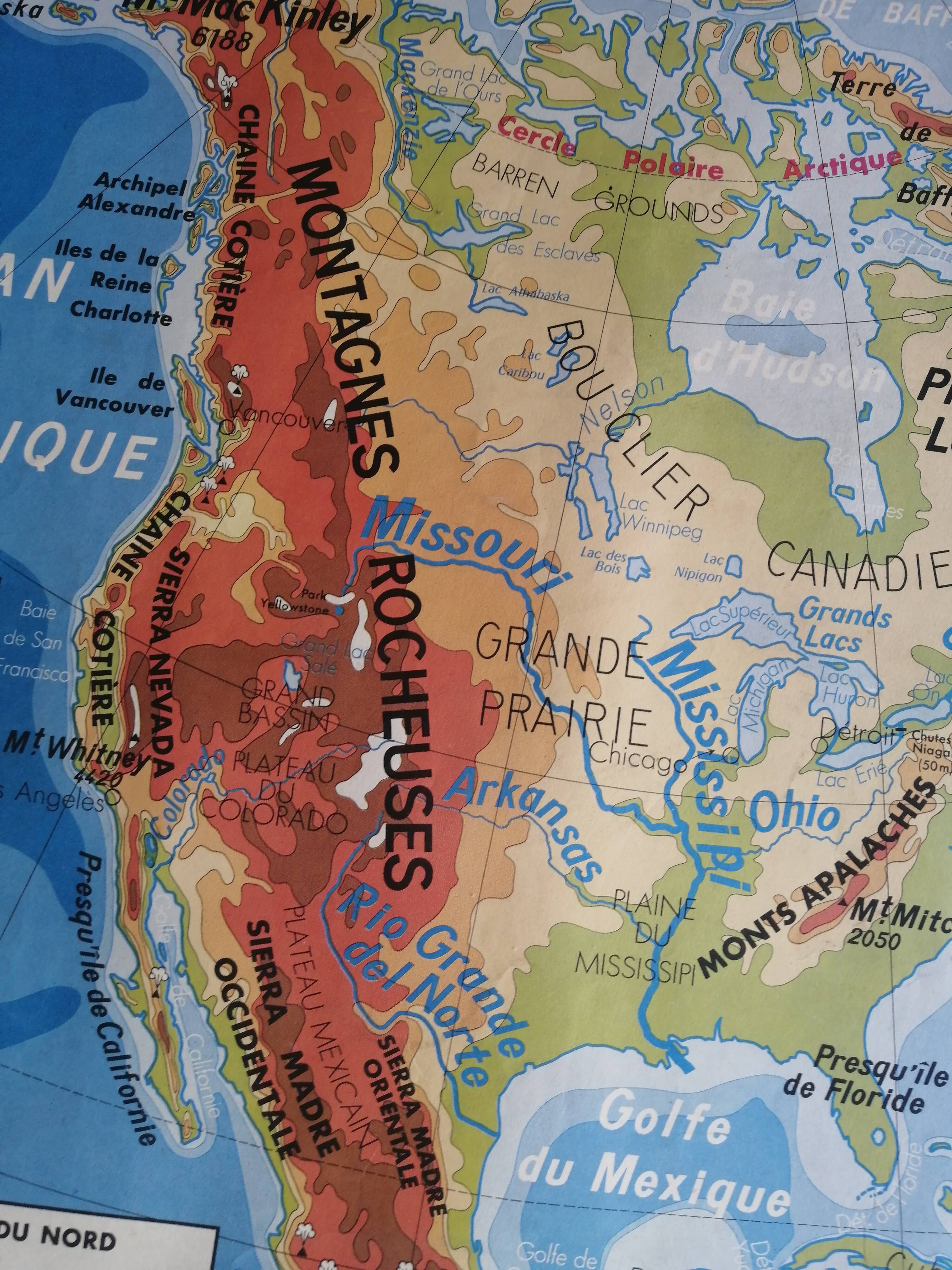 Vintage North America / Asia school physical map.