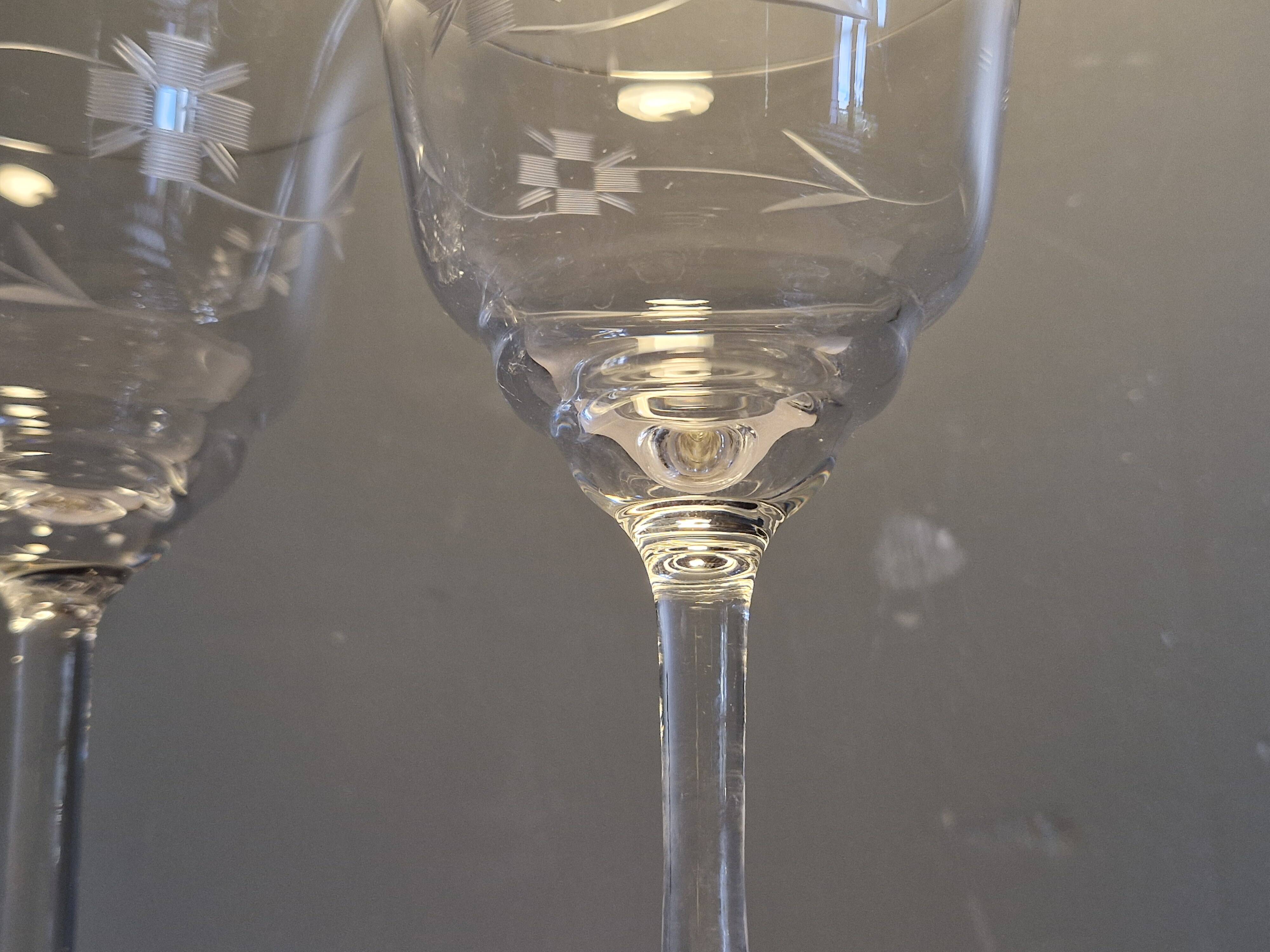 4 antique water glasses, engraved and cut crystal - 1940s