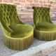 Paire de chauffeuses fauteuils crapaud 1930