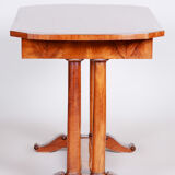 Bureau d’écriture en érable Biedermeier autrichien restauré du 19ème siècle, années 1830