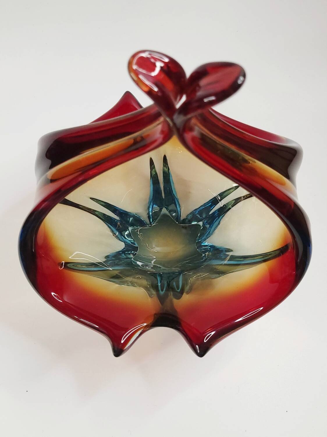 Free-form blue and burgundy crystal catchall – 1960s-70s