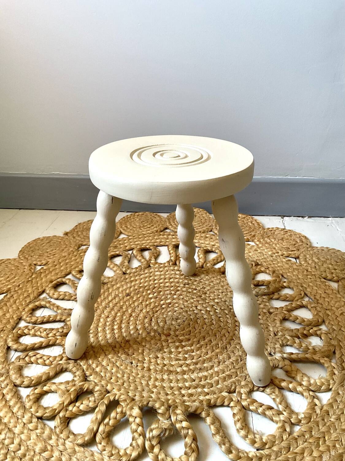 Tabouret tripode vintage