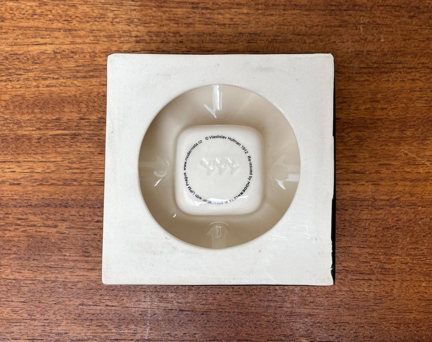 Modernist Bauhaus Czech Repro Ceramic Ashtray by Vlastislav Hofman for Modernista
