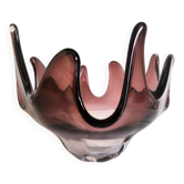 Crystal vase in the shape of a jellyfish, eggplant color with a gradient background