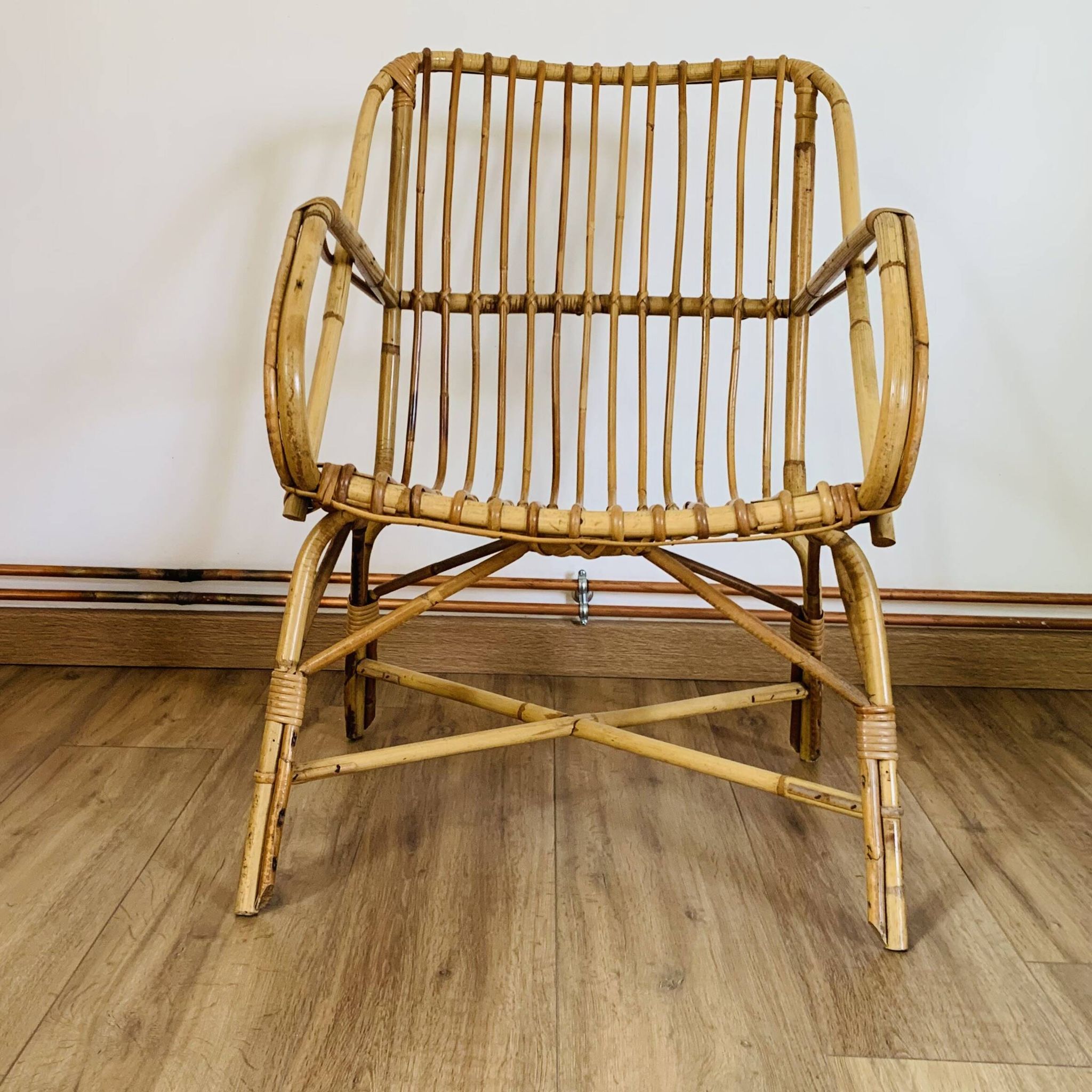 Fauteuil cubique en rotin