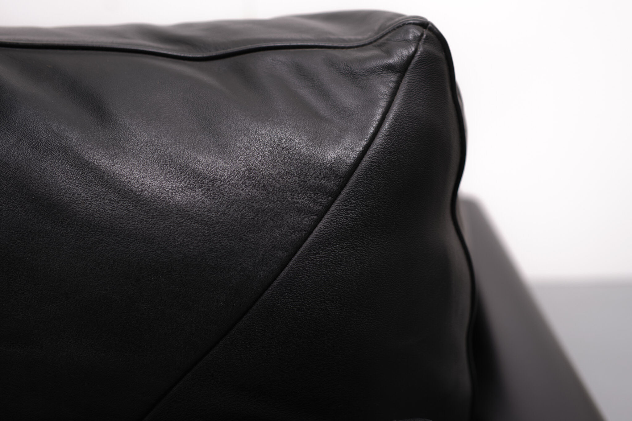 Pier Luigi Frighetto by Black Tie, Sofa Italy