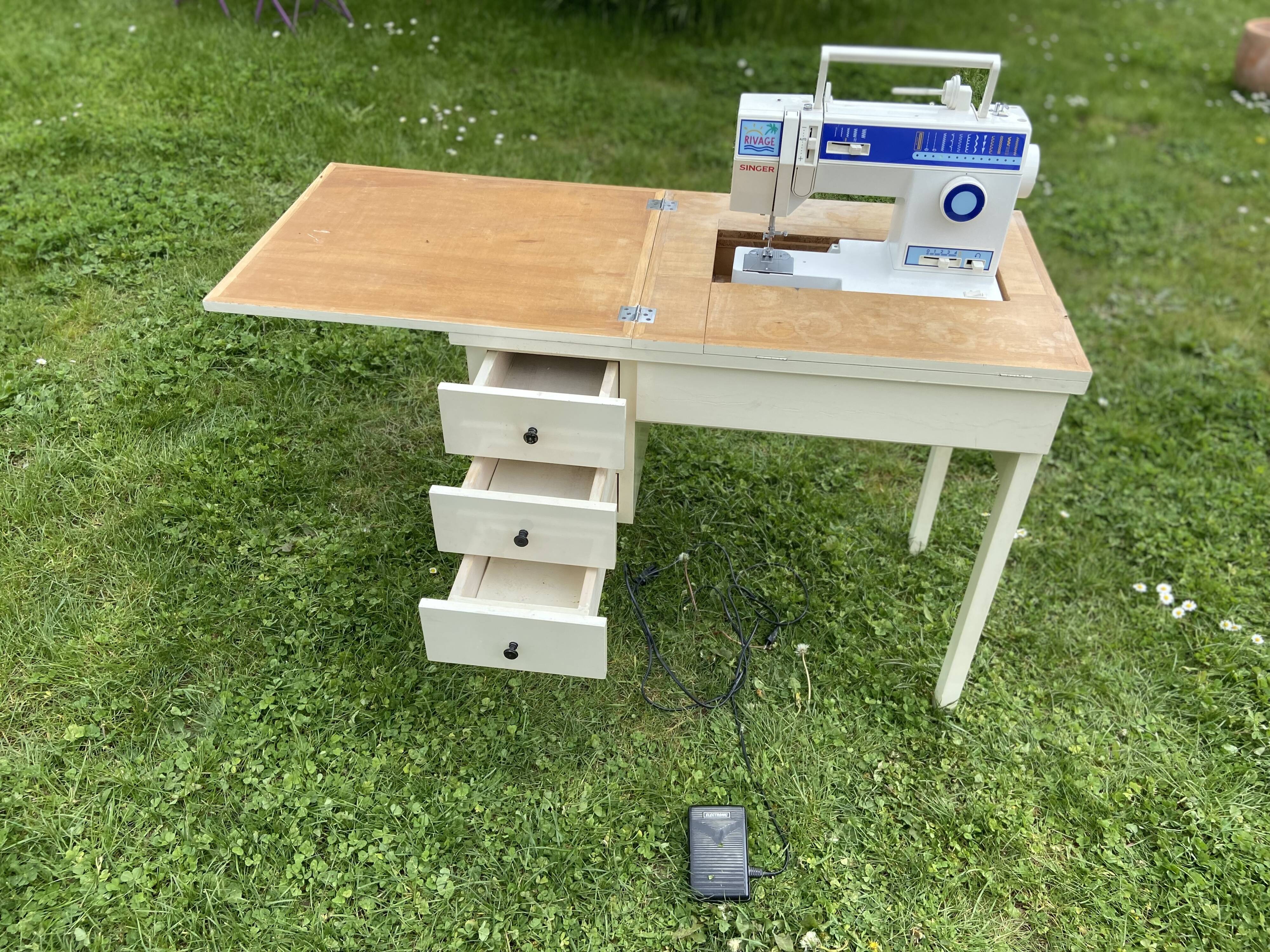 Singer sewing machine