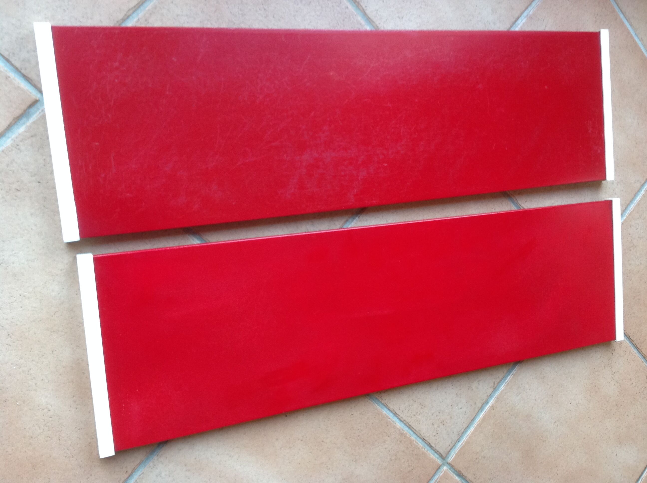 Carmine red wall flooring by Schubert Werk / vintage 60s-70s