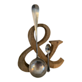 1 ladle and 1 spoon in silver