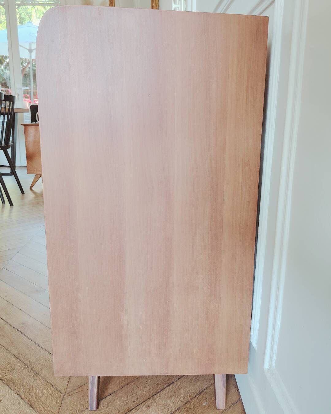 Commode au design scandinave vintage rénovée, années 60