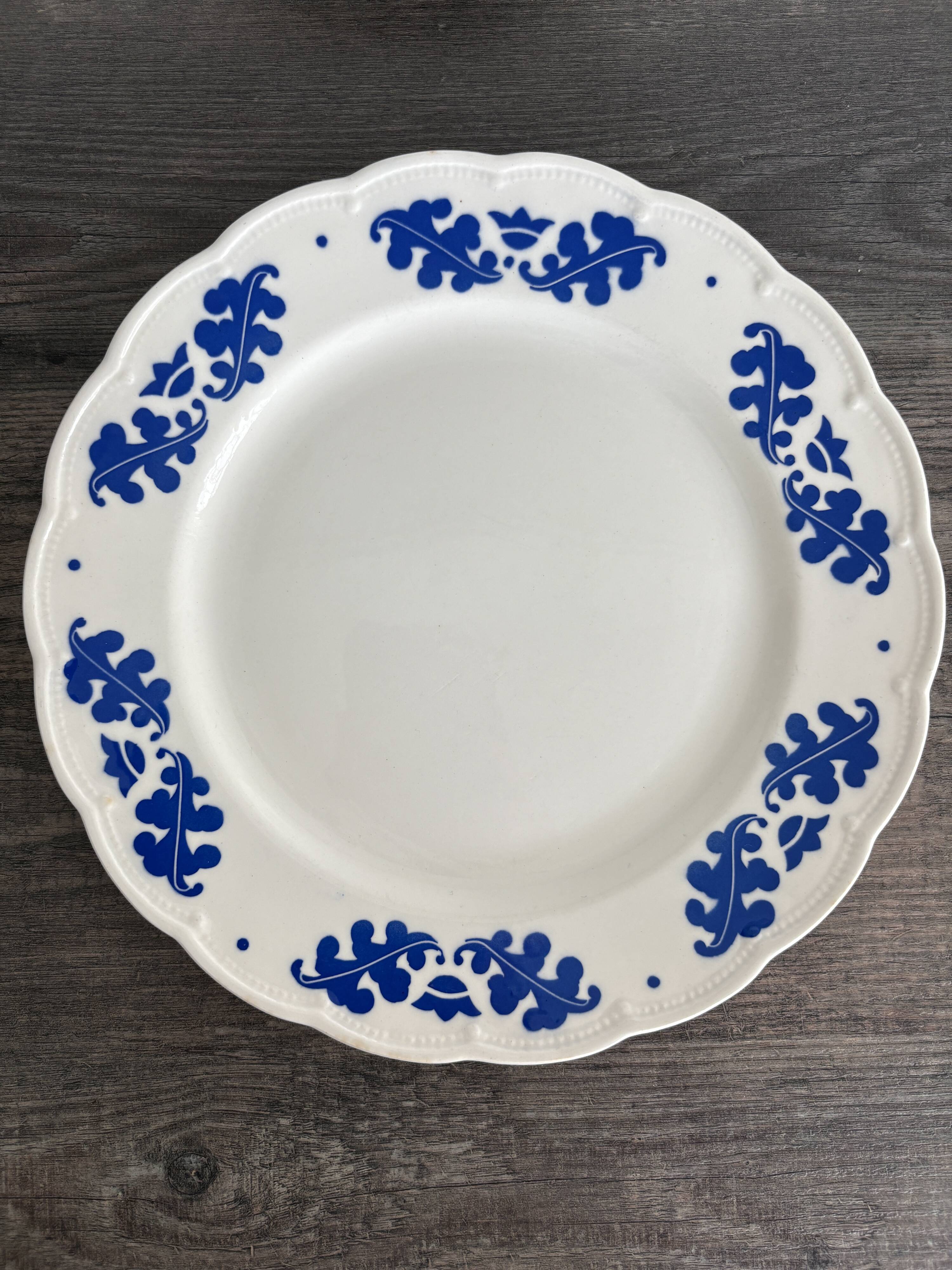 Set of 5 boch la louvière dinner plates