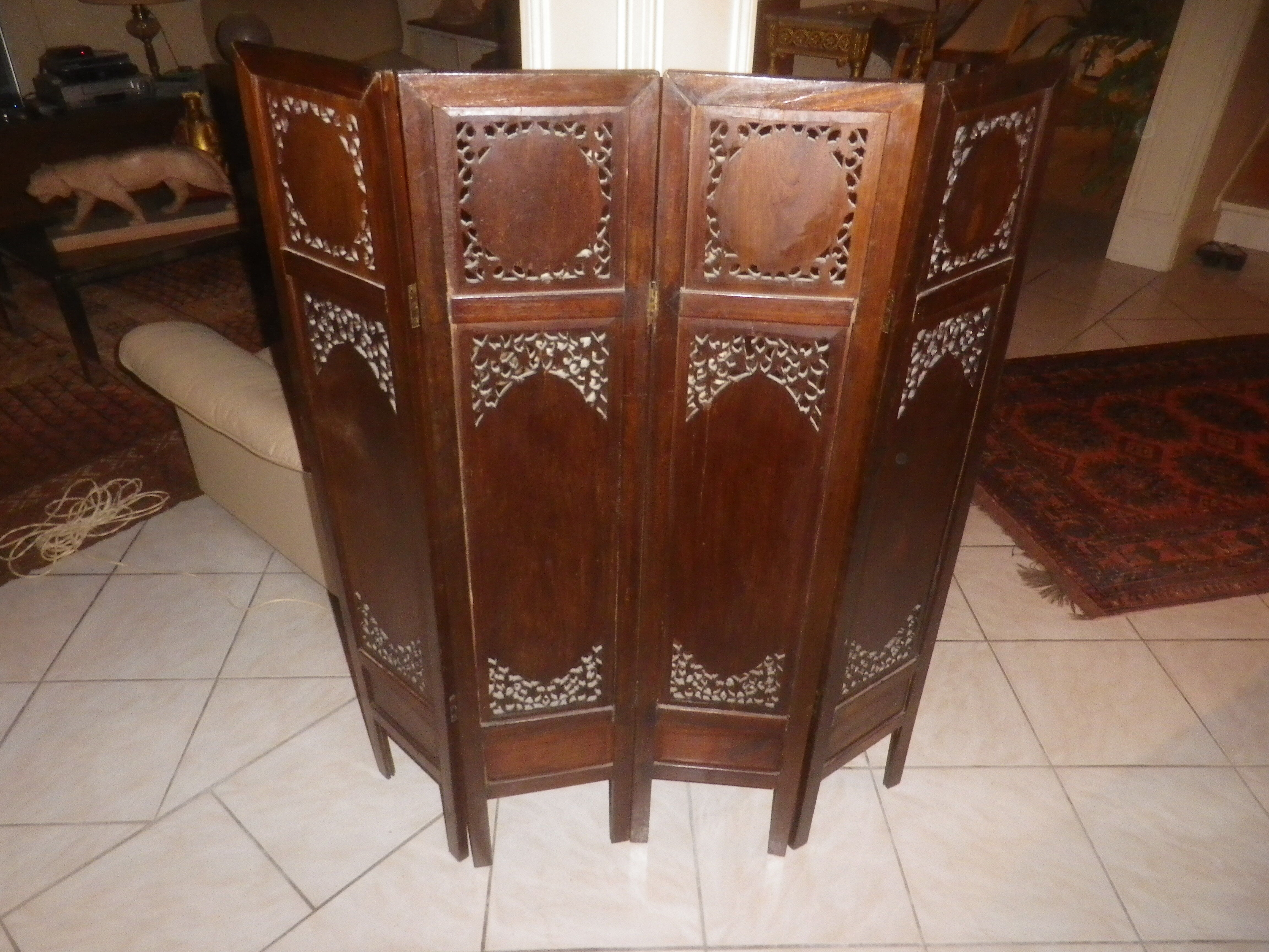 Indo-chinese screen
