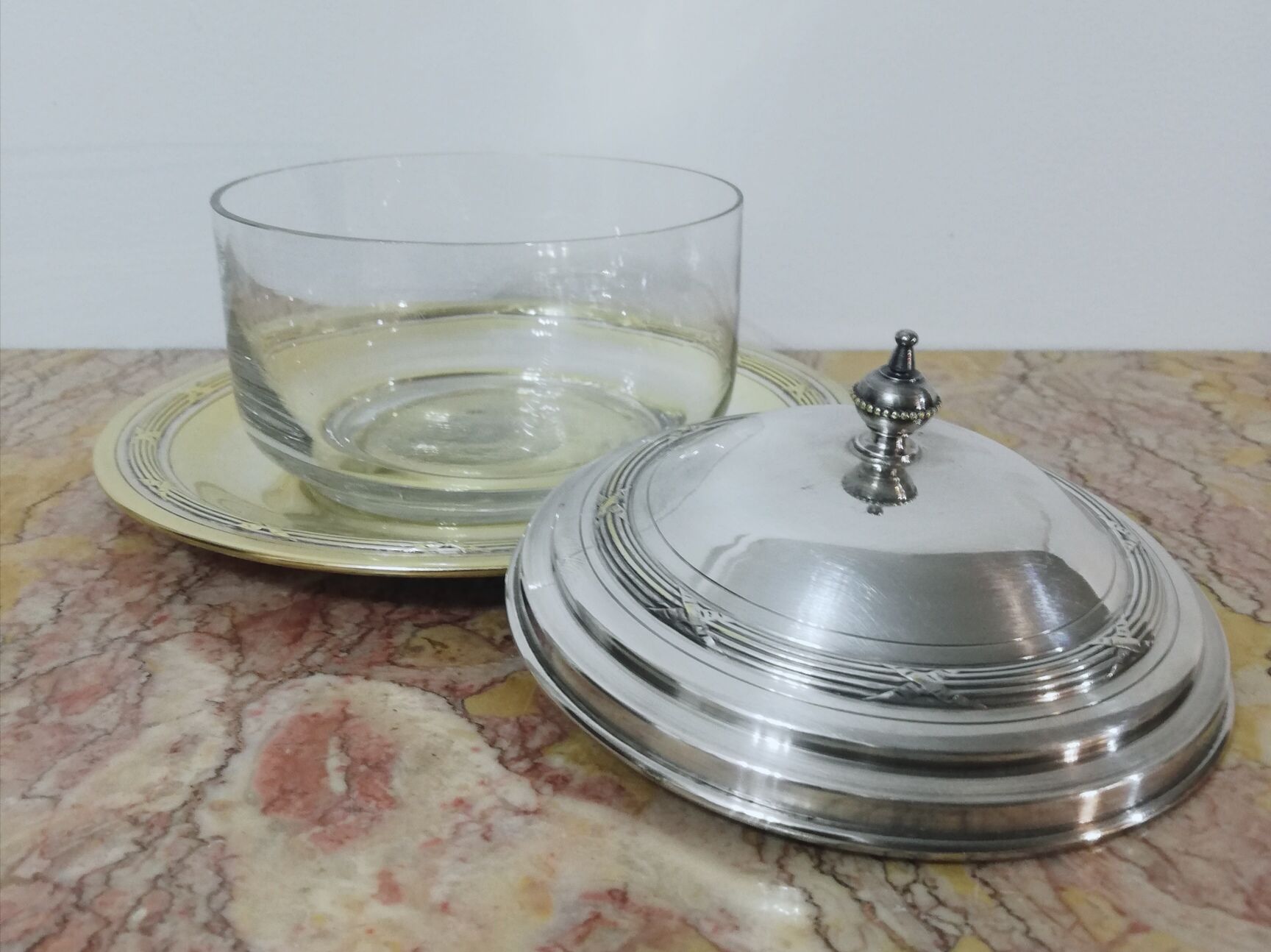 Silver and vermeiled metal candy
