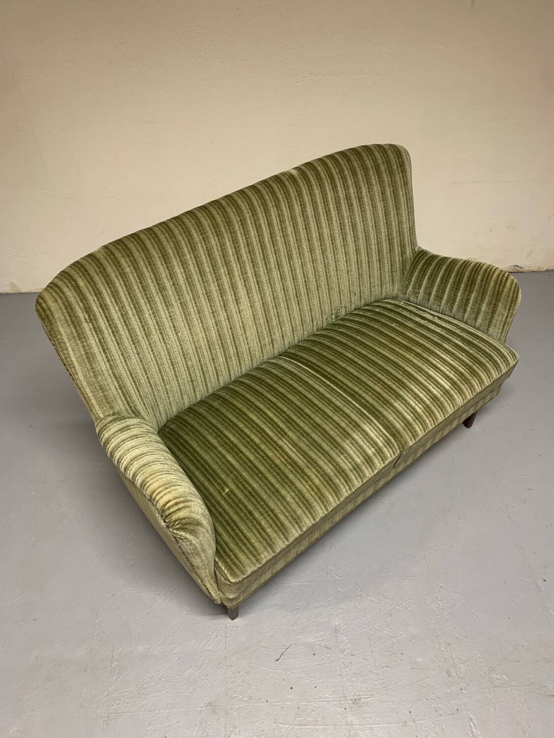 Danish 2seater sofa by Peter Hvidt 50s