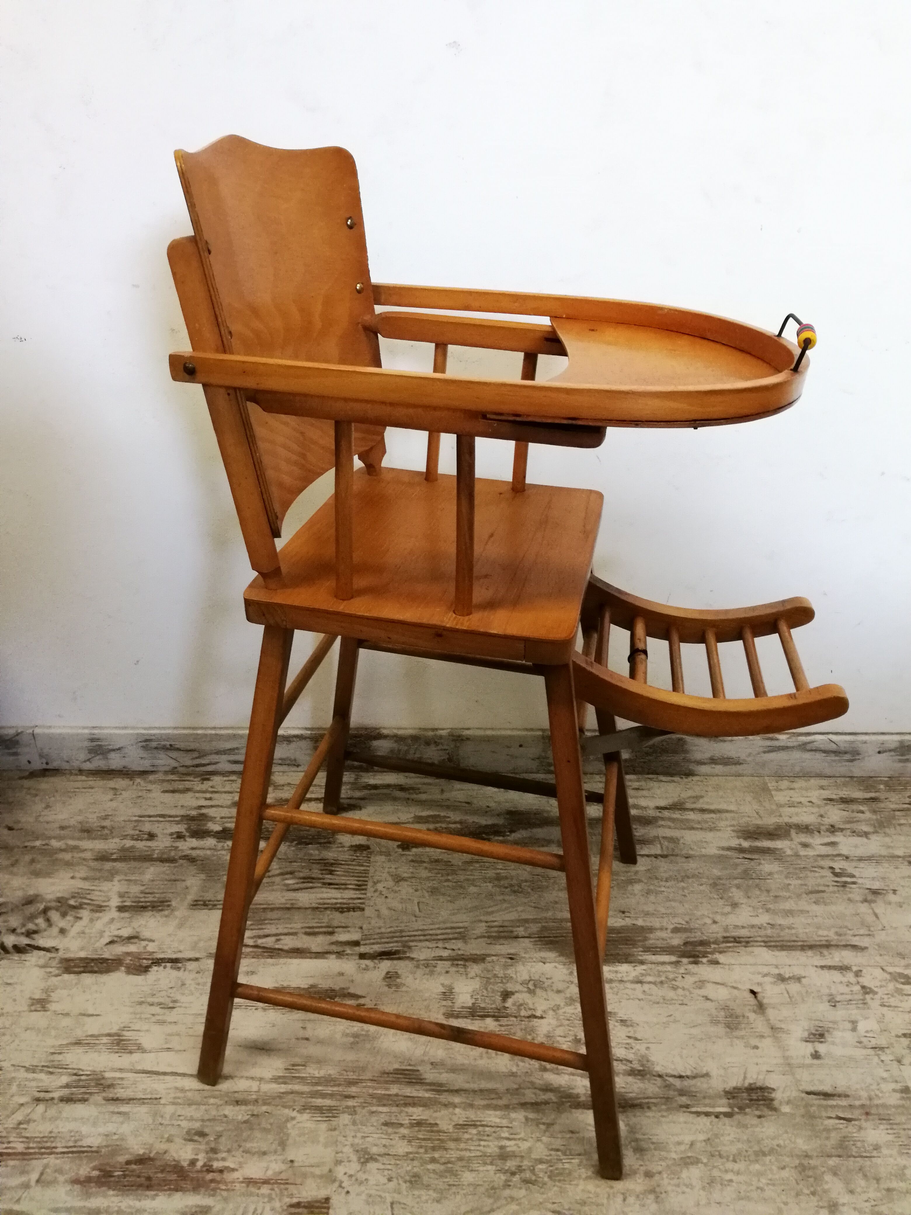 Old baby high chair