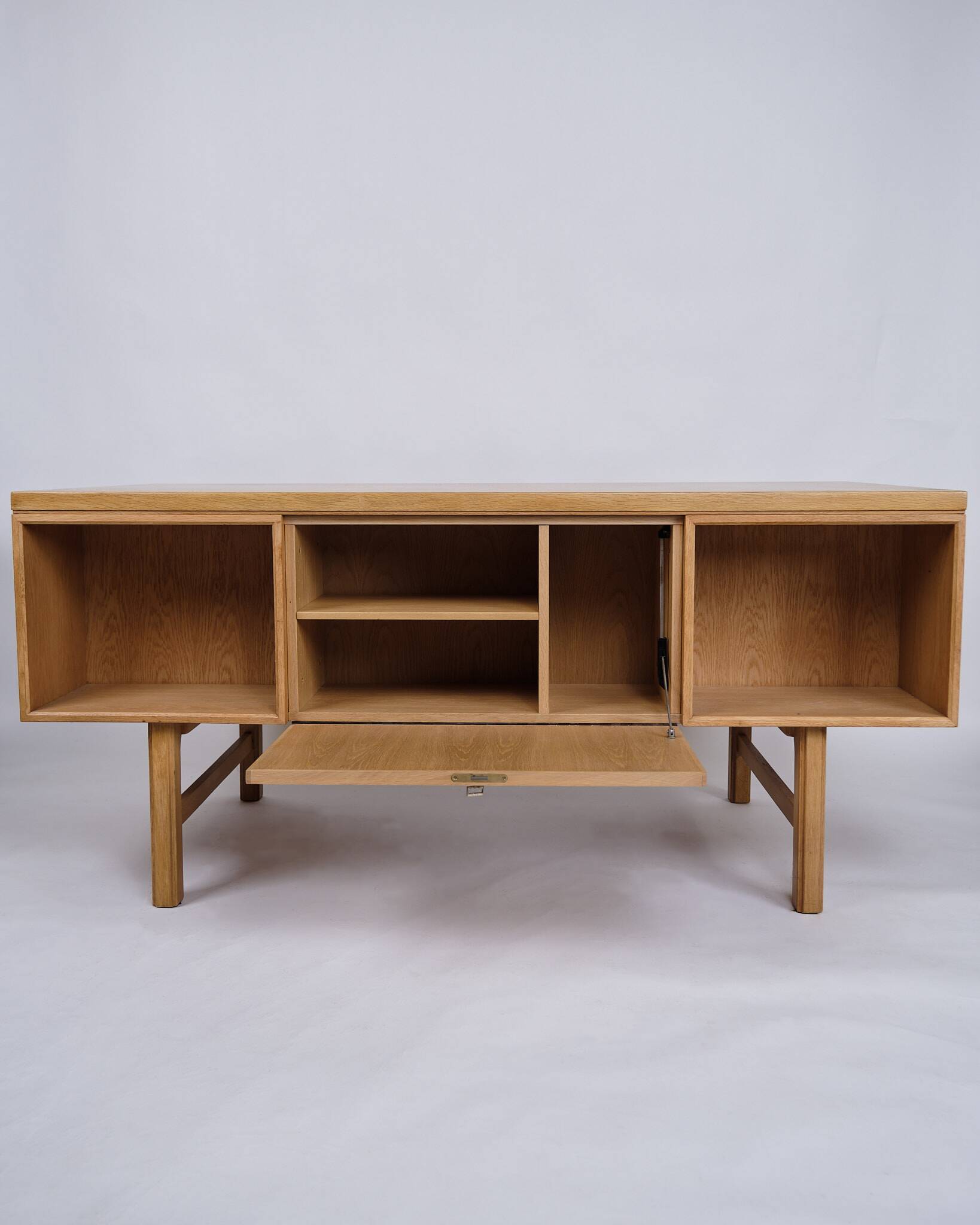 Freestanding desk - six drawers - oak - Omann Junior - Danish design - 1960s