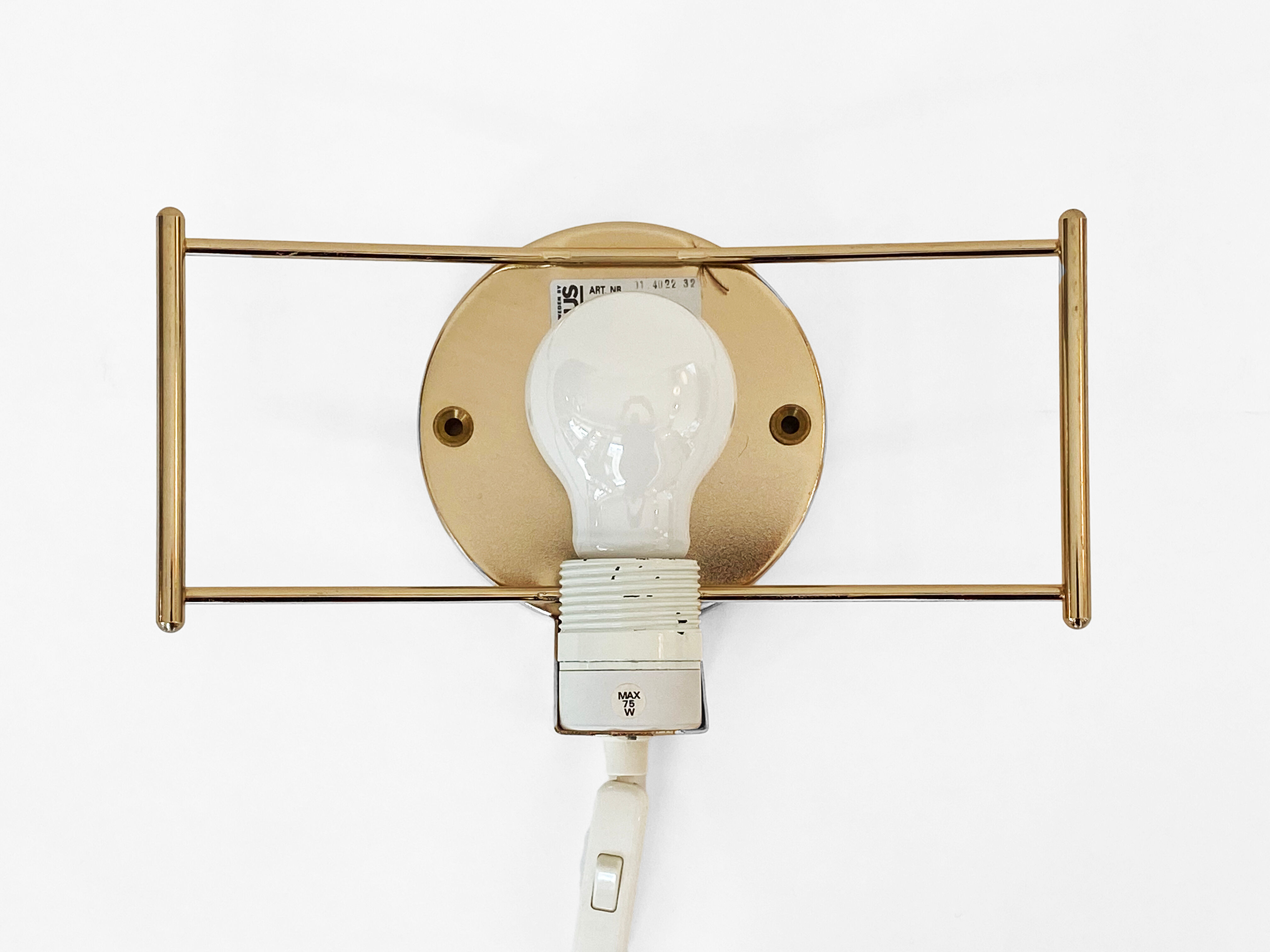 Wall light/sconce by Uno and Östen Kristiansson for Luxus. Sweden 1970s
