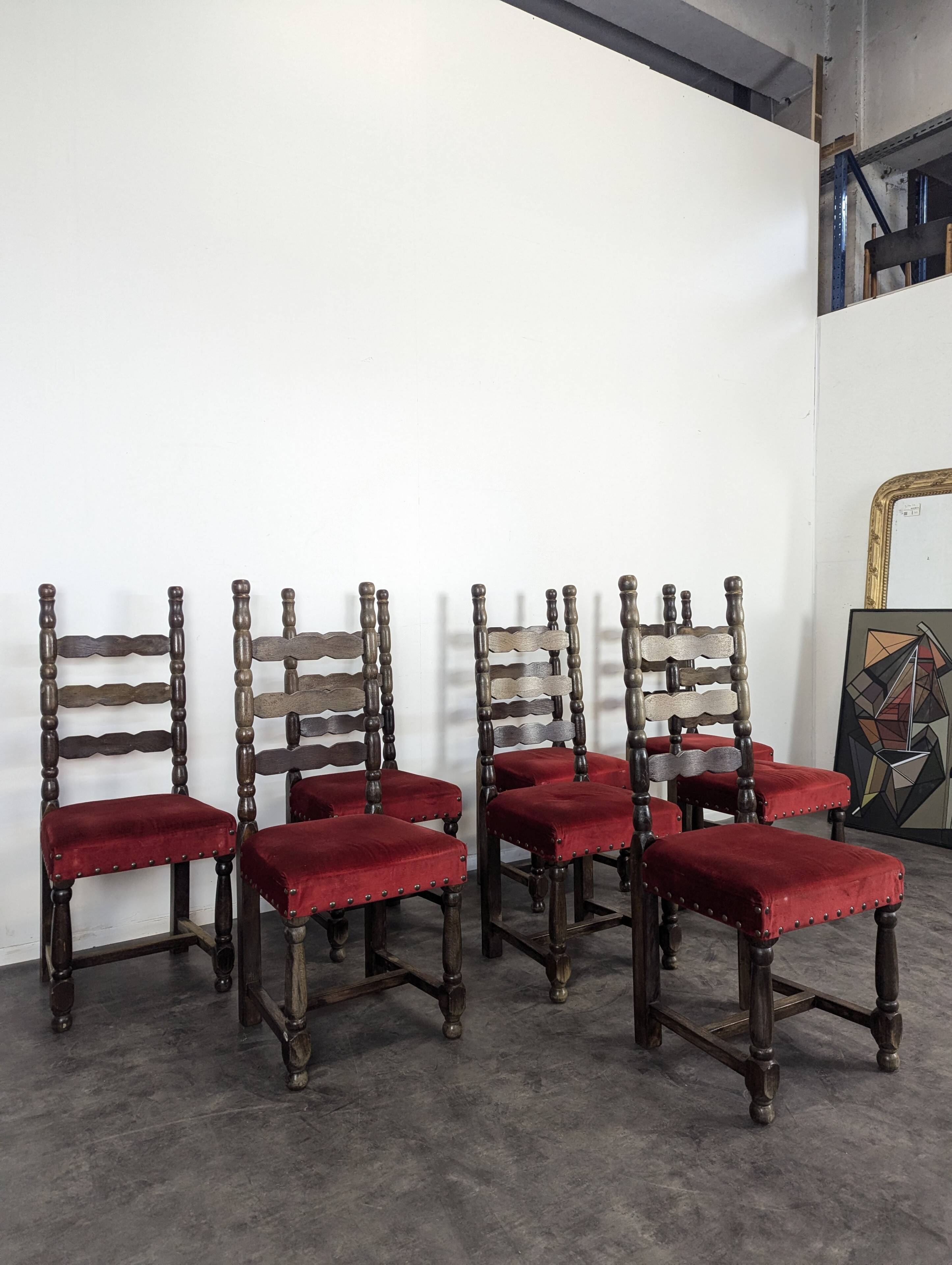 Série de 8 chaises espagnoles