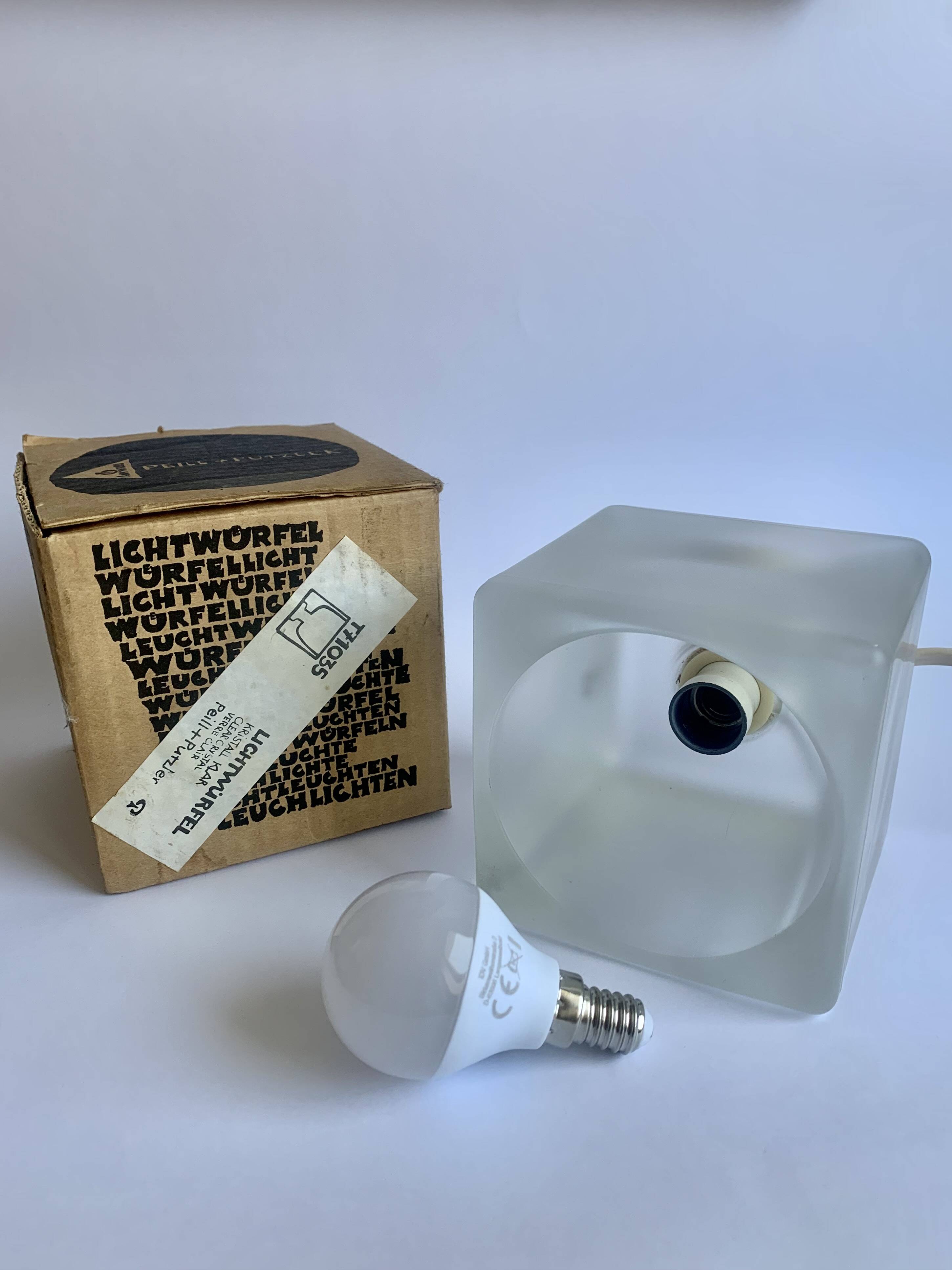 Lampe de table par peill & putzler, années 1970