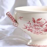 Salad bowl, soup tureen in pink ironware Sarreguemines "Favori" service, 19th century