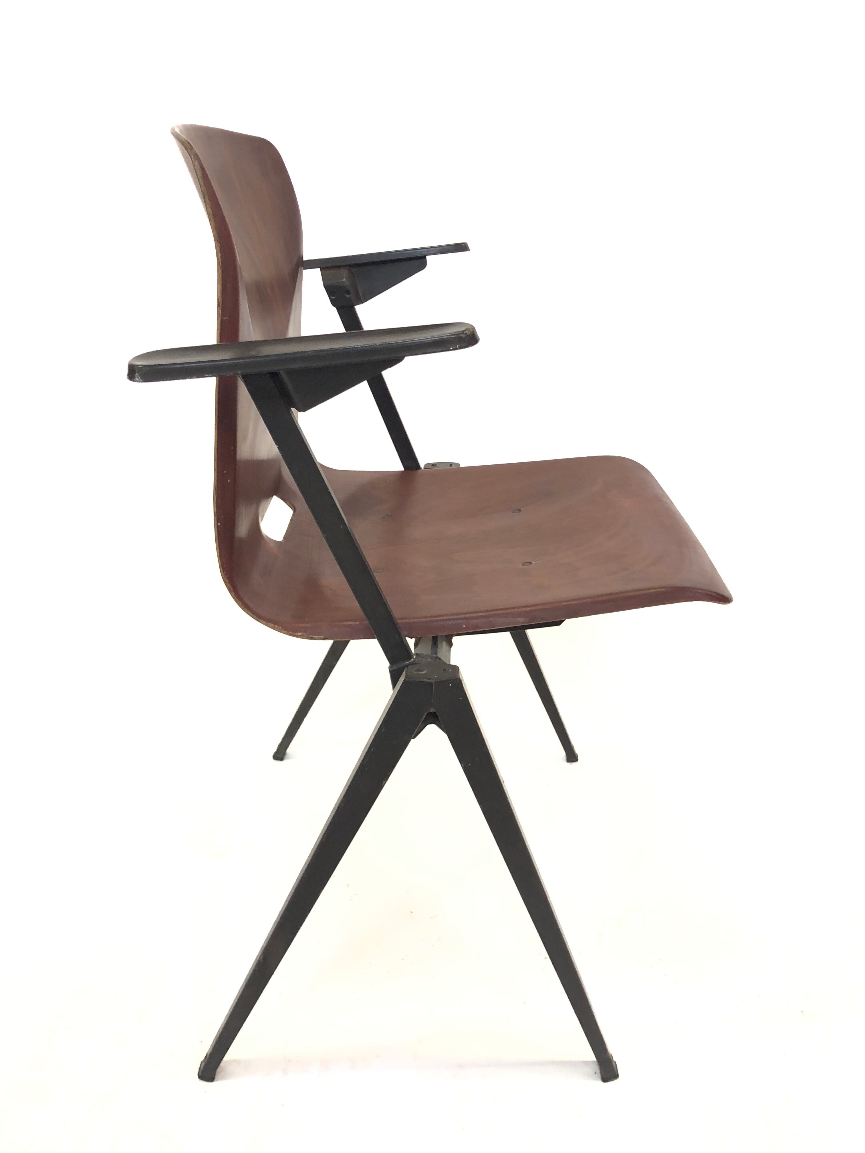 Chair Pagholz Galvanitas S22