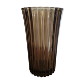 Vase en verre fumé