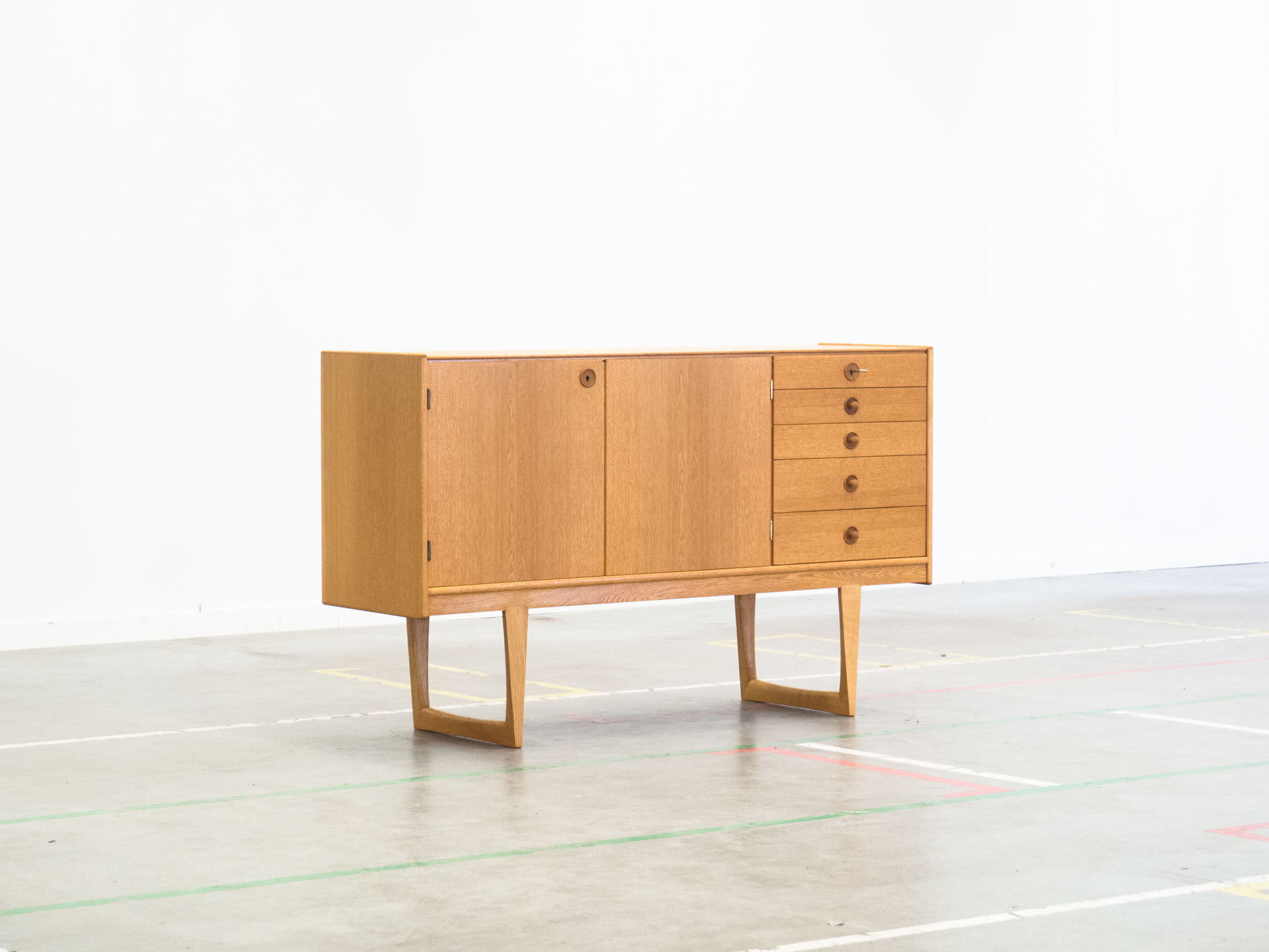 Oak buffet "Tokyo" - Yngvar Sandström for Nordiska Kompaniet