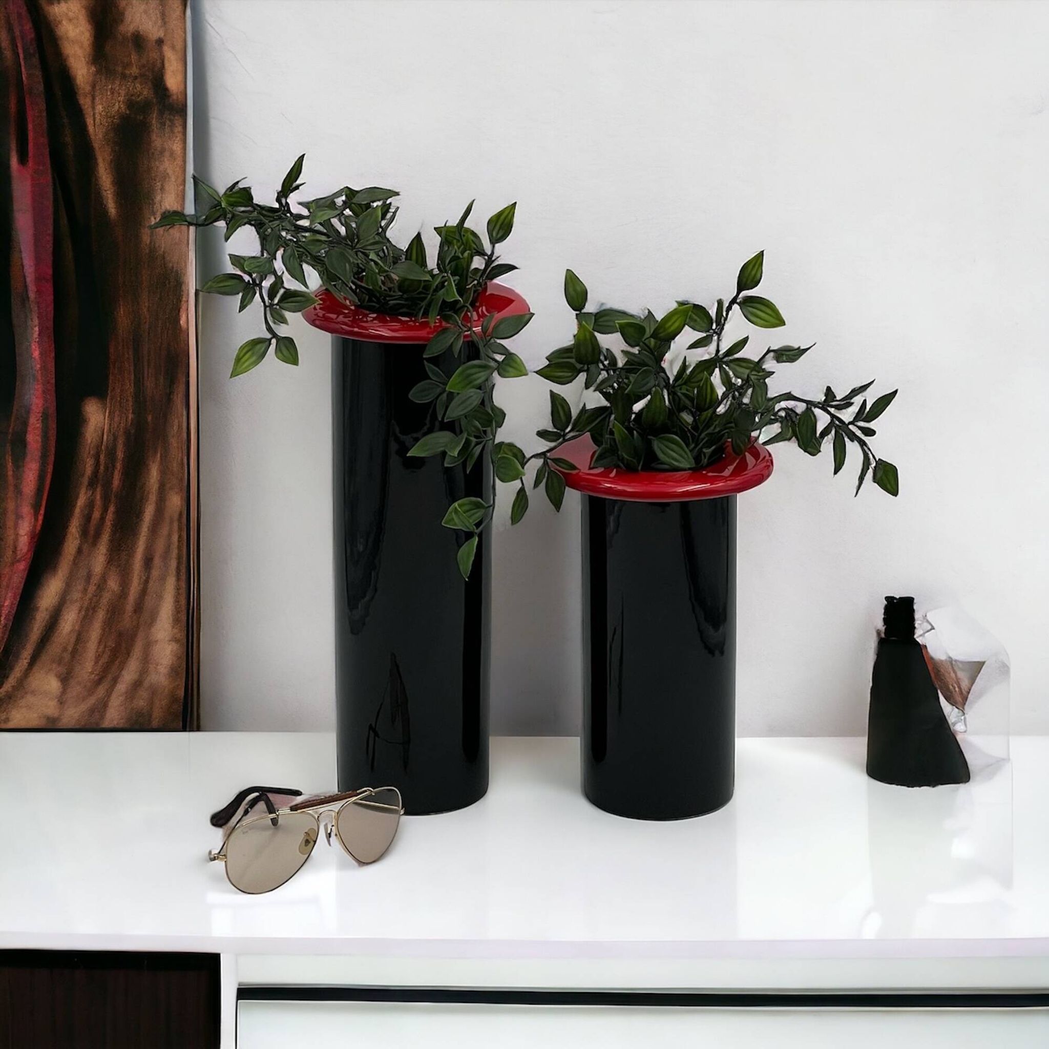 Vases en céramique au design des années 80 - Décoration d'intérieur moderne et vintage Made in Italy - lot de 2