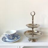 Two-tray display servant