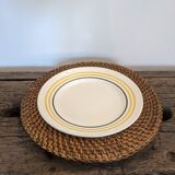 Set of 7 presentation plates in wicker rattan cannage