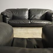 Moroso sofa set and armchairs in black leather, 1984