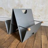 Memphis style magazine rack