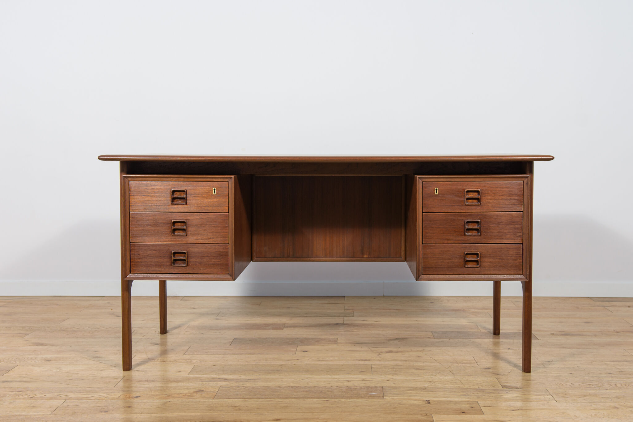 Mid-Century Teak Desk by Arne Vodder for Sibast, Denmark, 1960s