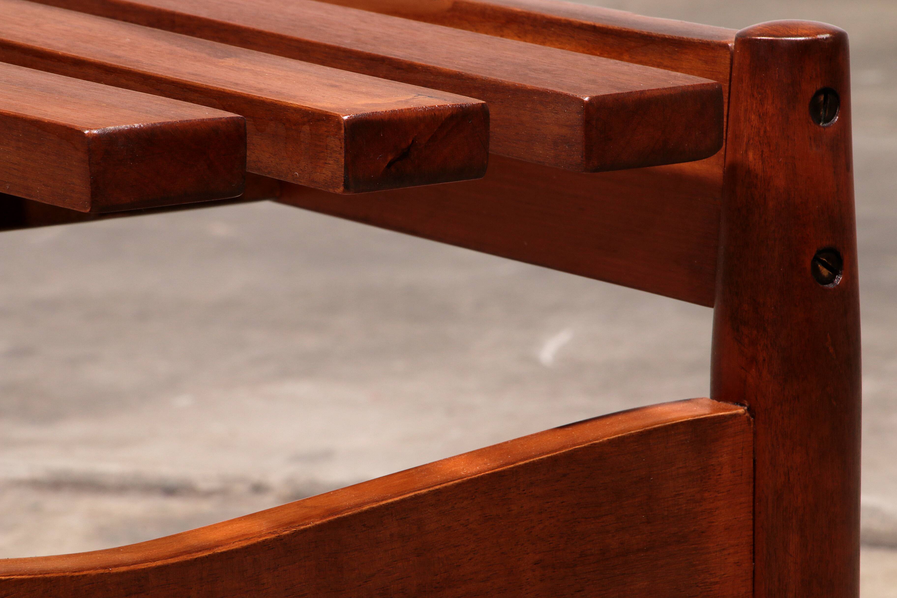 Banc vintage en noyer de Gio Ponti réalisé par Fratelli Reguitti, 1950