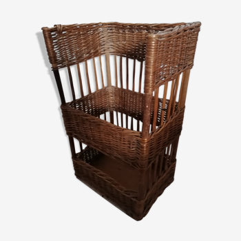 Basket display hutch to rattan bread wicker bakery baker trade