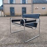 B3 Wassily armchair by Marcel Breuer design