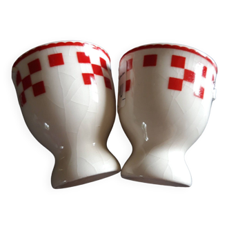 2 egg cups