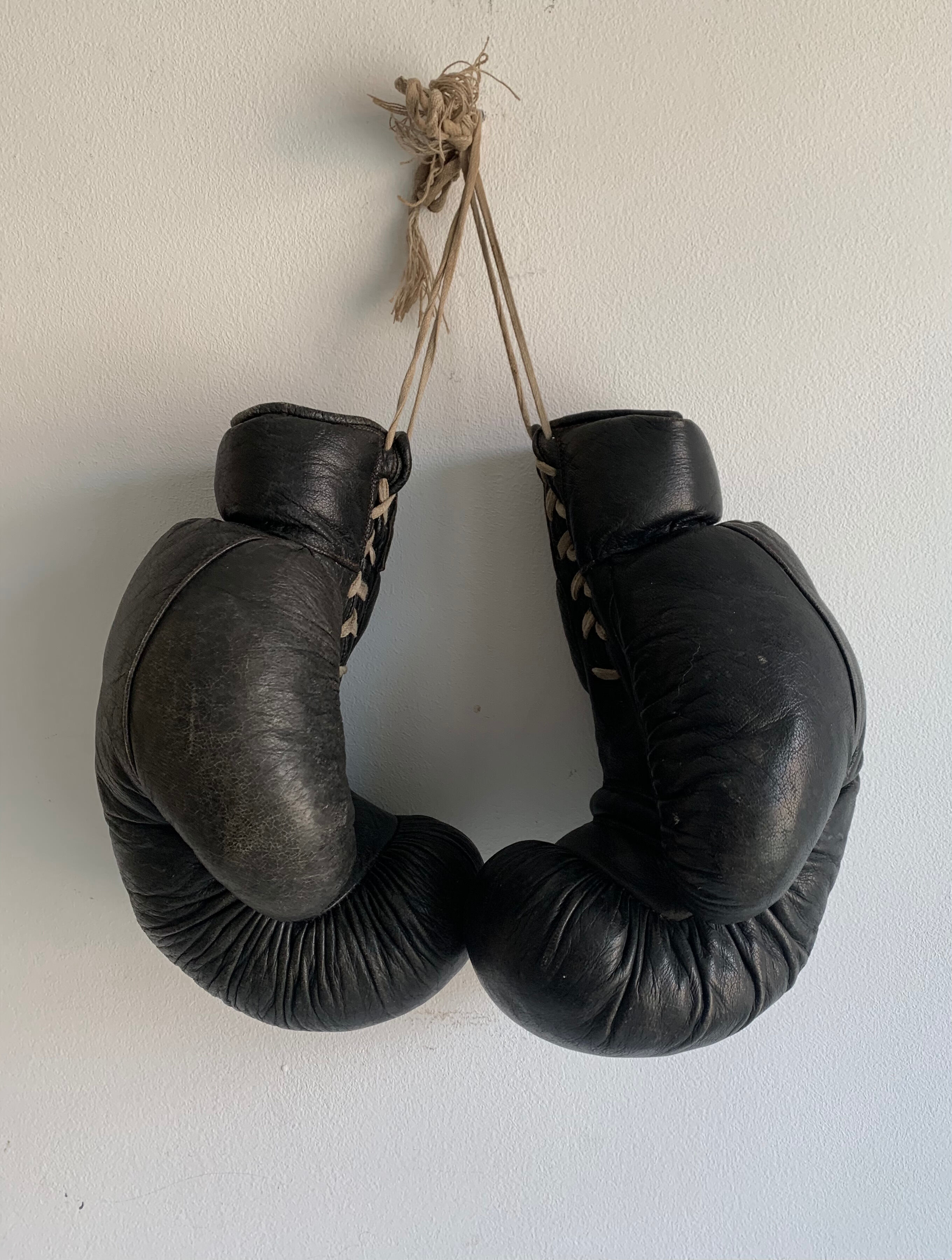 Boxing gloves berg , germany, 1950s
