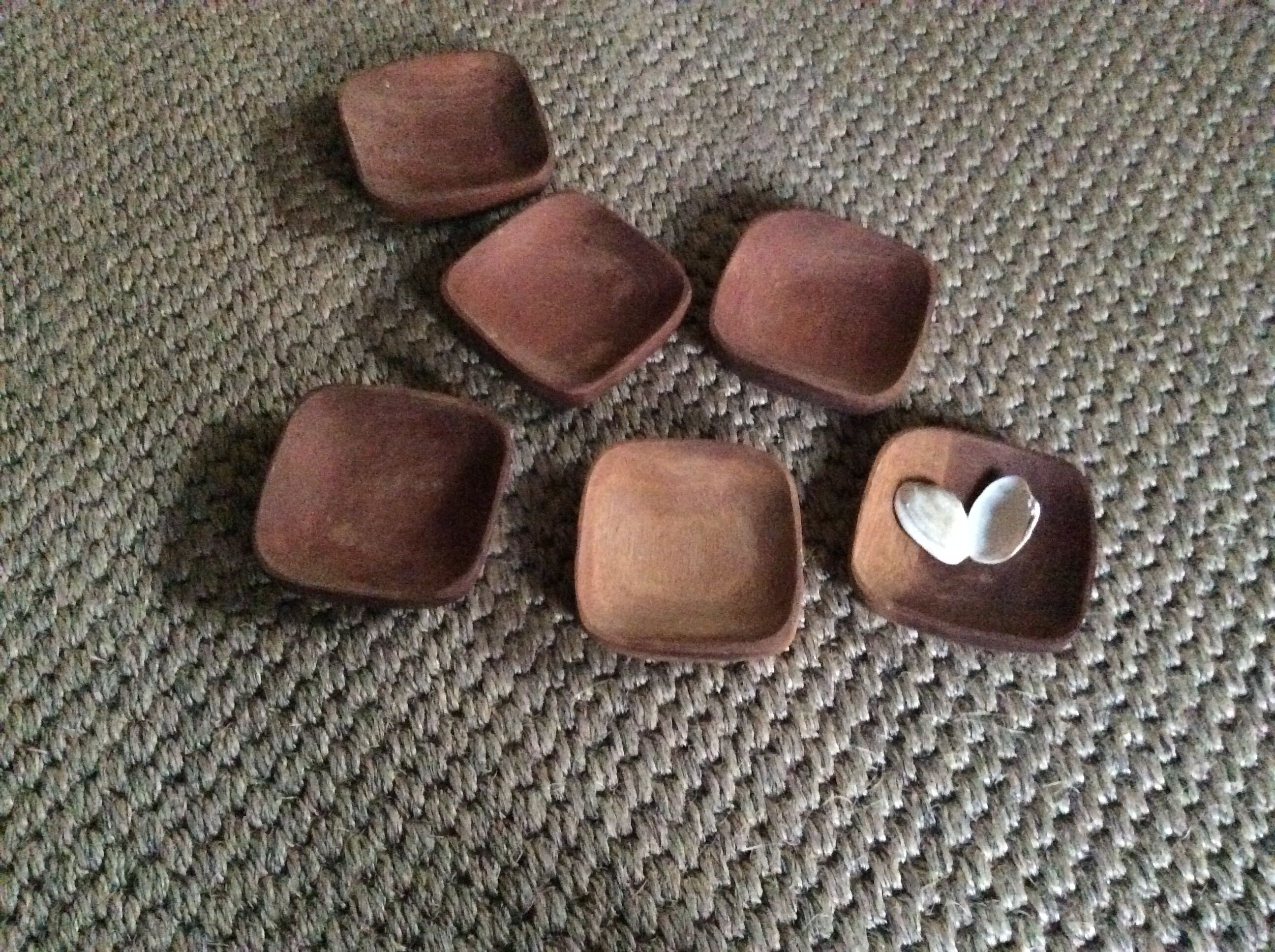 Series of 6 wooden ramekins